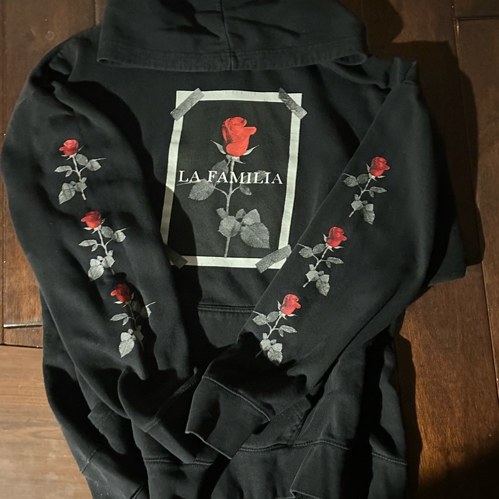 Streetwear Black Sweater with Red Rose Design